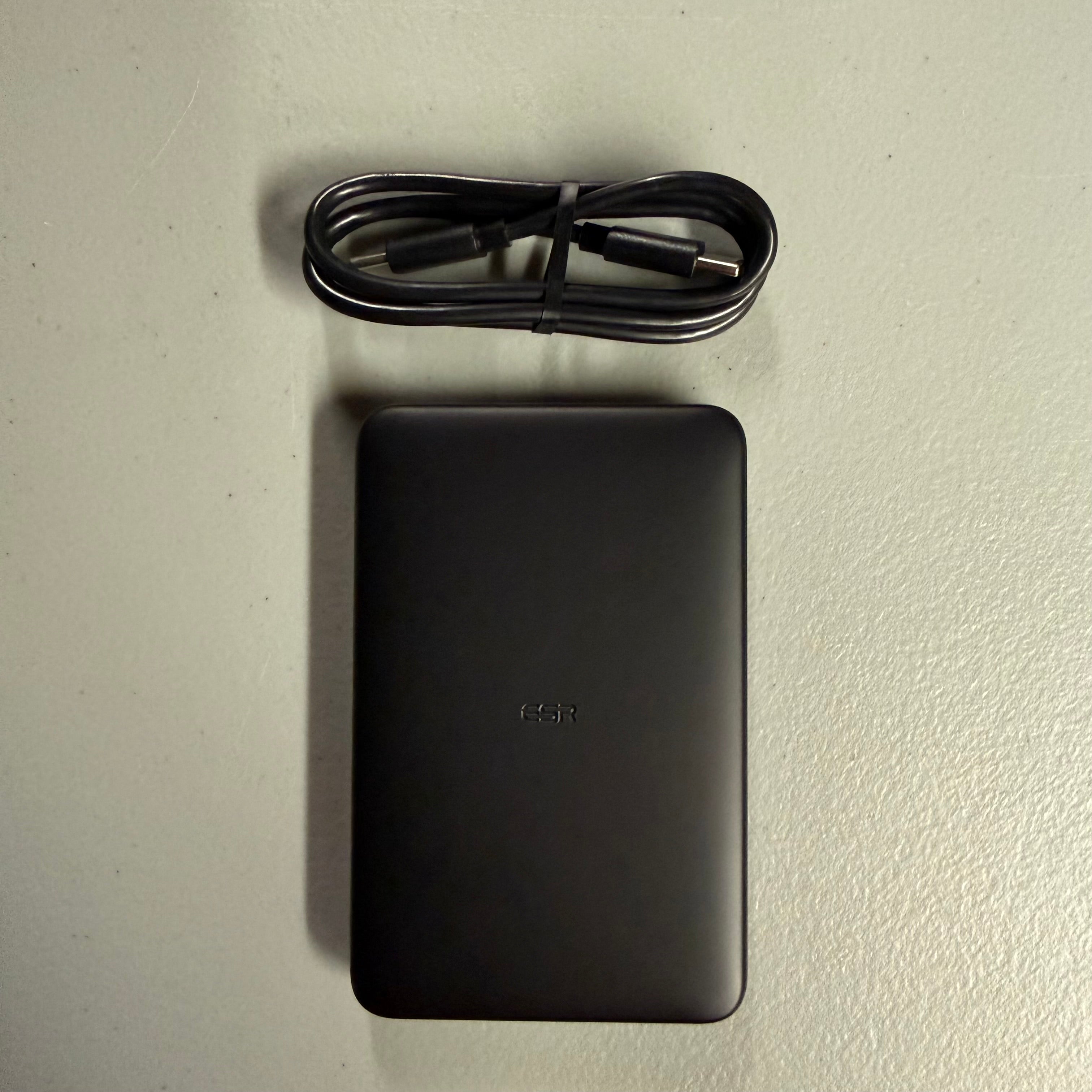 ESR Qi2 MagSlim Wireless Power Bank 5000mAh - MagSafe Compatible (Open Box/Like New))