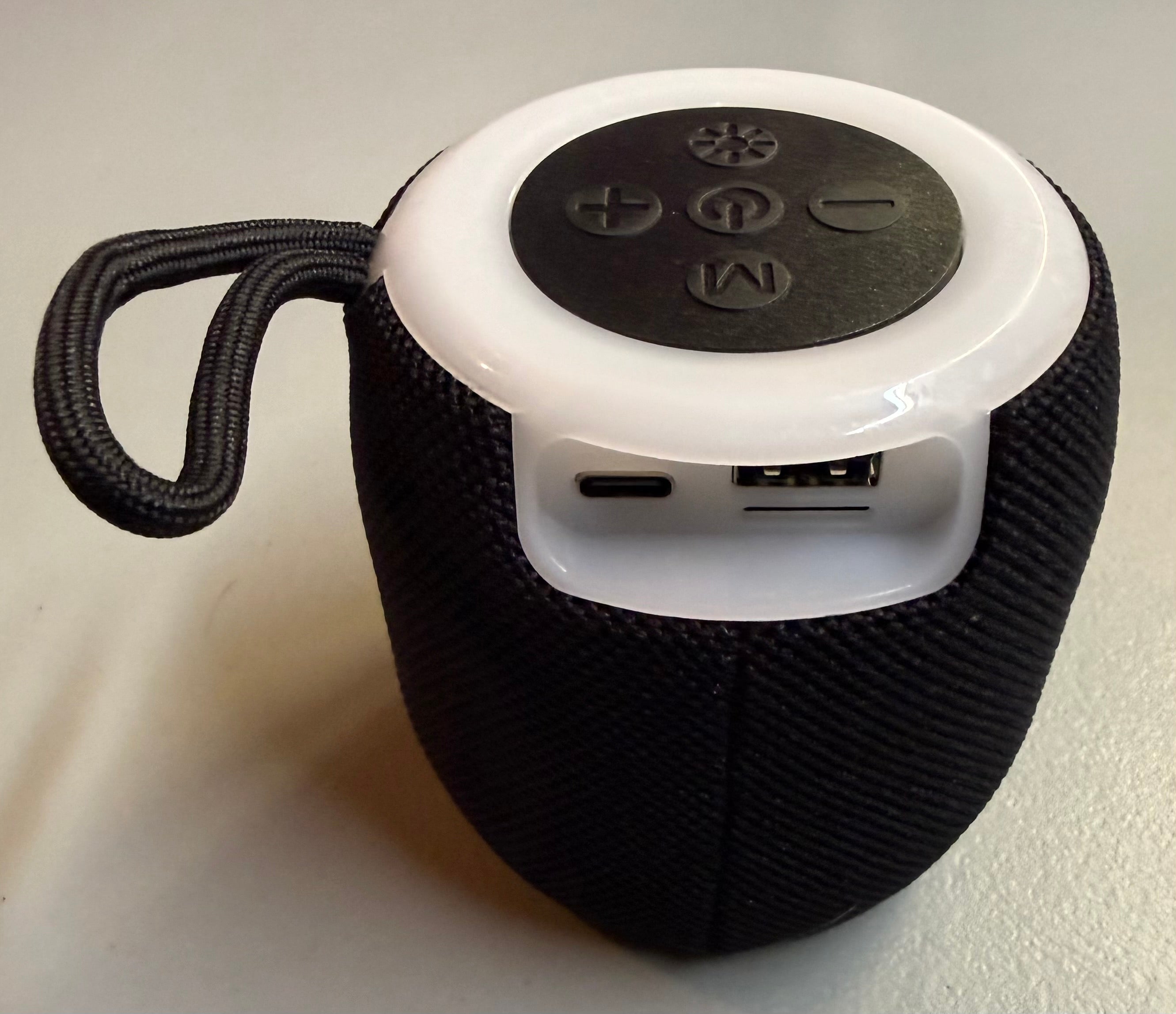 SH-309 Wireless Speaker - Compact, Powerful Sound