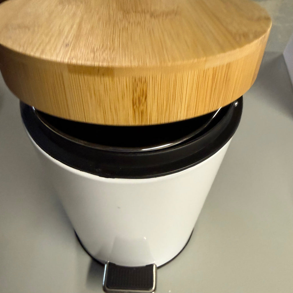 Vorzavarri Small Trash Can with Bamboo Lid and Pedal - Open Box Like New