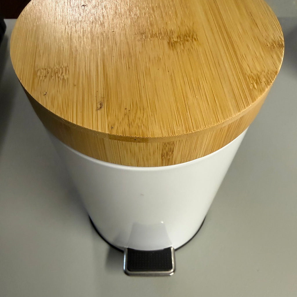 Vorzavarri Small Trash Can with Bamboo Lid and Pedal - Open Box Like New