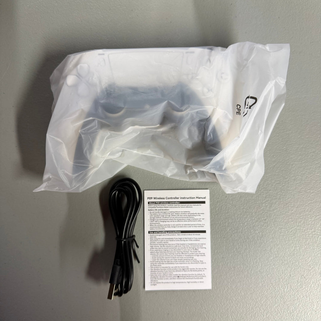 P09 Wireless Game Controller - White (Open Box - Like New)