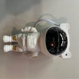 Astronaut Star Projector - Galaxy Projector Night Light with Remote Control & Multiple Modes