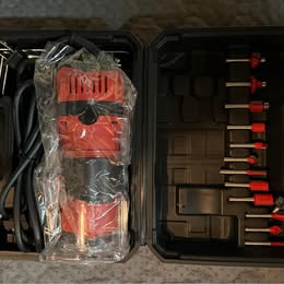 LiunxDromlc Wood Trimmer - 110V-127V 6.35mm Electric Hand Router Tool Kit with Carrying Case