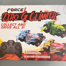 Force1 Zero G Climber - Gravity Defying Wall & Ceiling RC Car