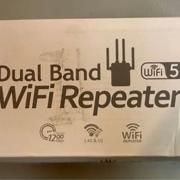 Dual Band WiFi Repeater AC1200 - 2.4GHz & 5GHz Range Extender - Open Box