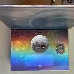Starry Sky Projection Greeting Card Box - Unique Gift Presentation with Galaxy Light Display