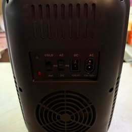 OMMO Thermo Electric Refrigerator Cooler & Warmer - Portable 6L Mini Fridge (Open Box)