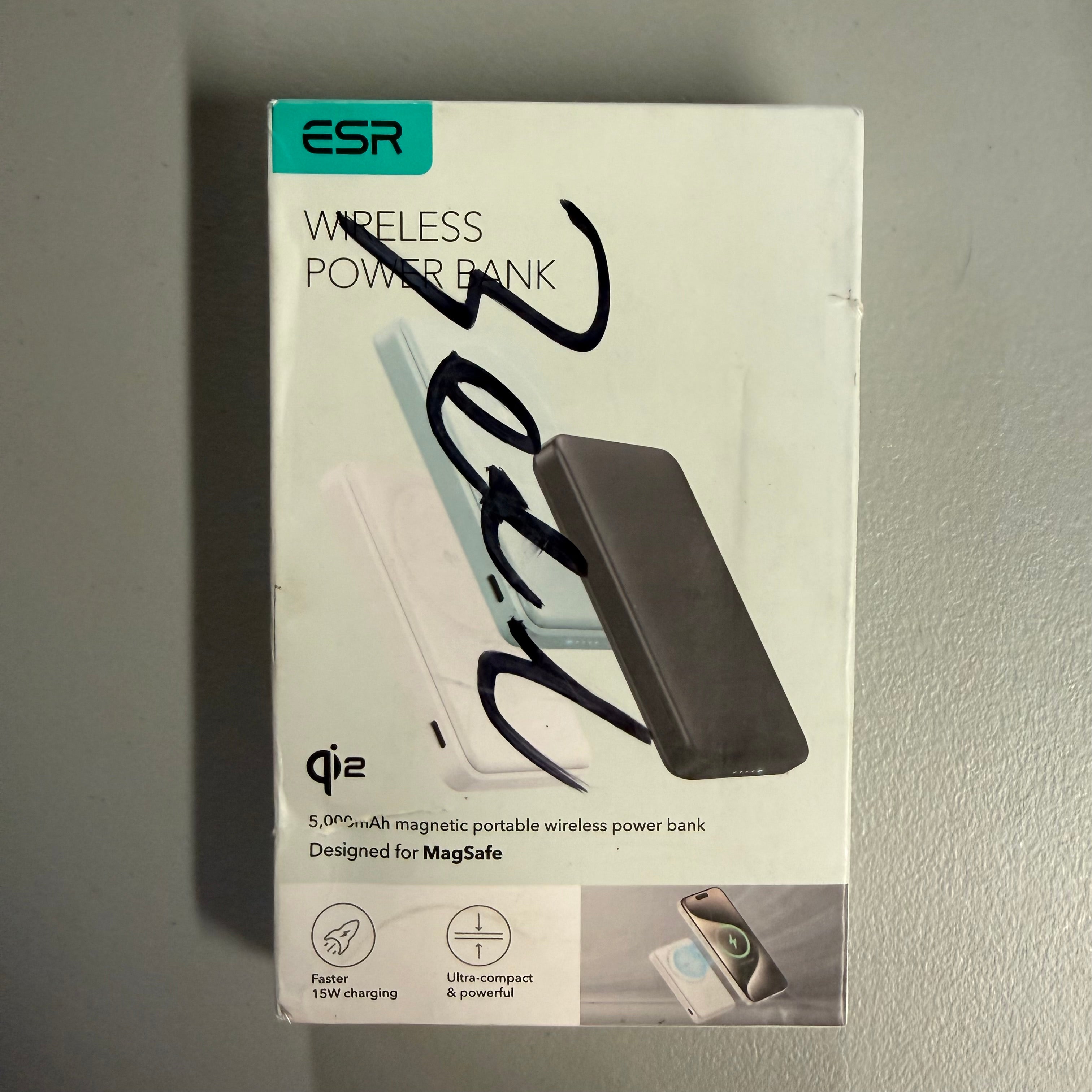 ESR Qi2 MagSlim Wireless Power Bank 5000mAh - MagSafe Compatible (Open Box/Like New))