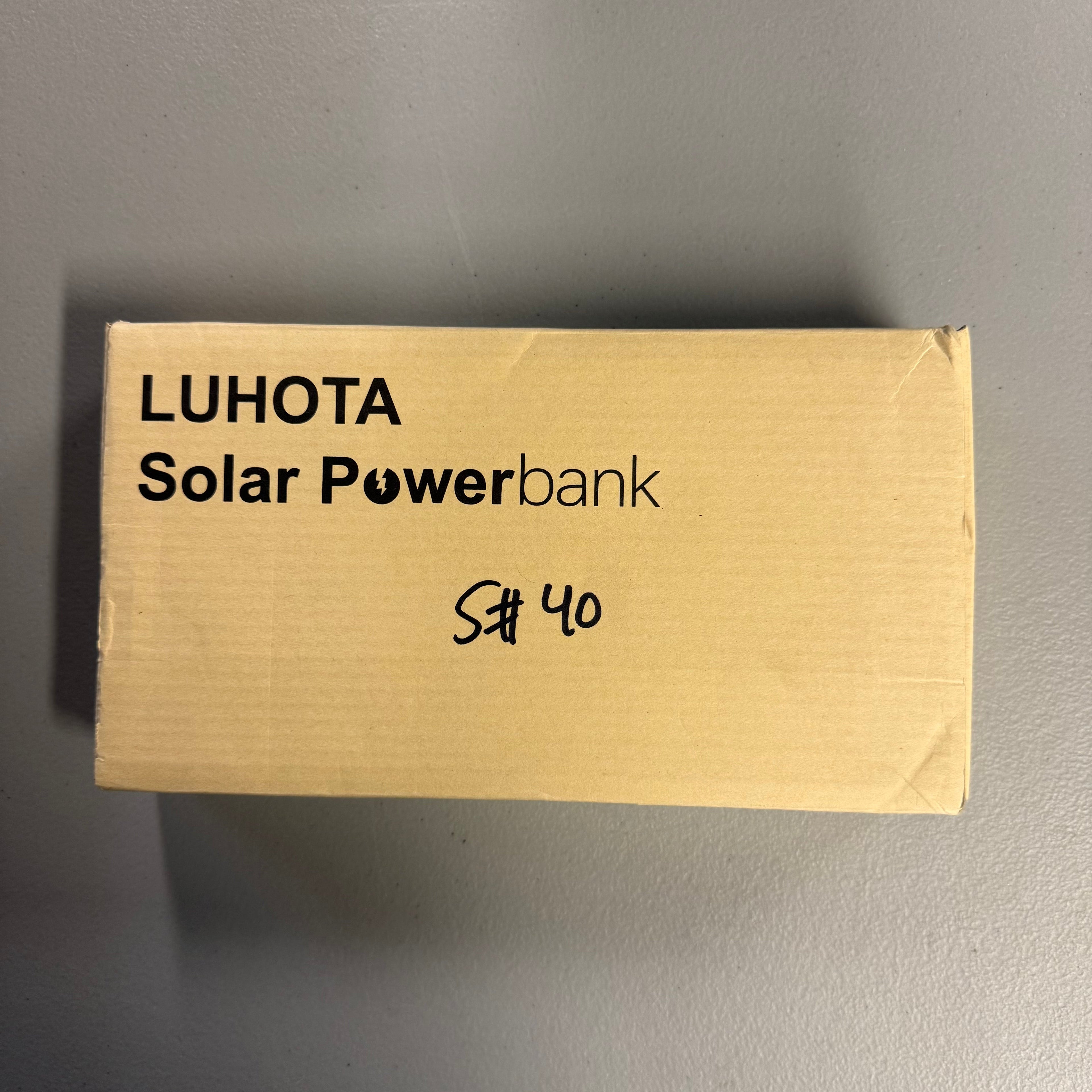 LUHOTA 49800mAh Solar Power Bank - Wireless Charging with LED Flashlight