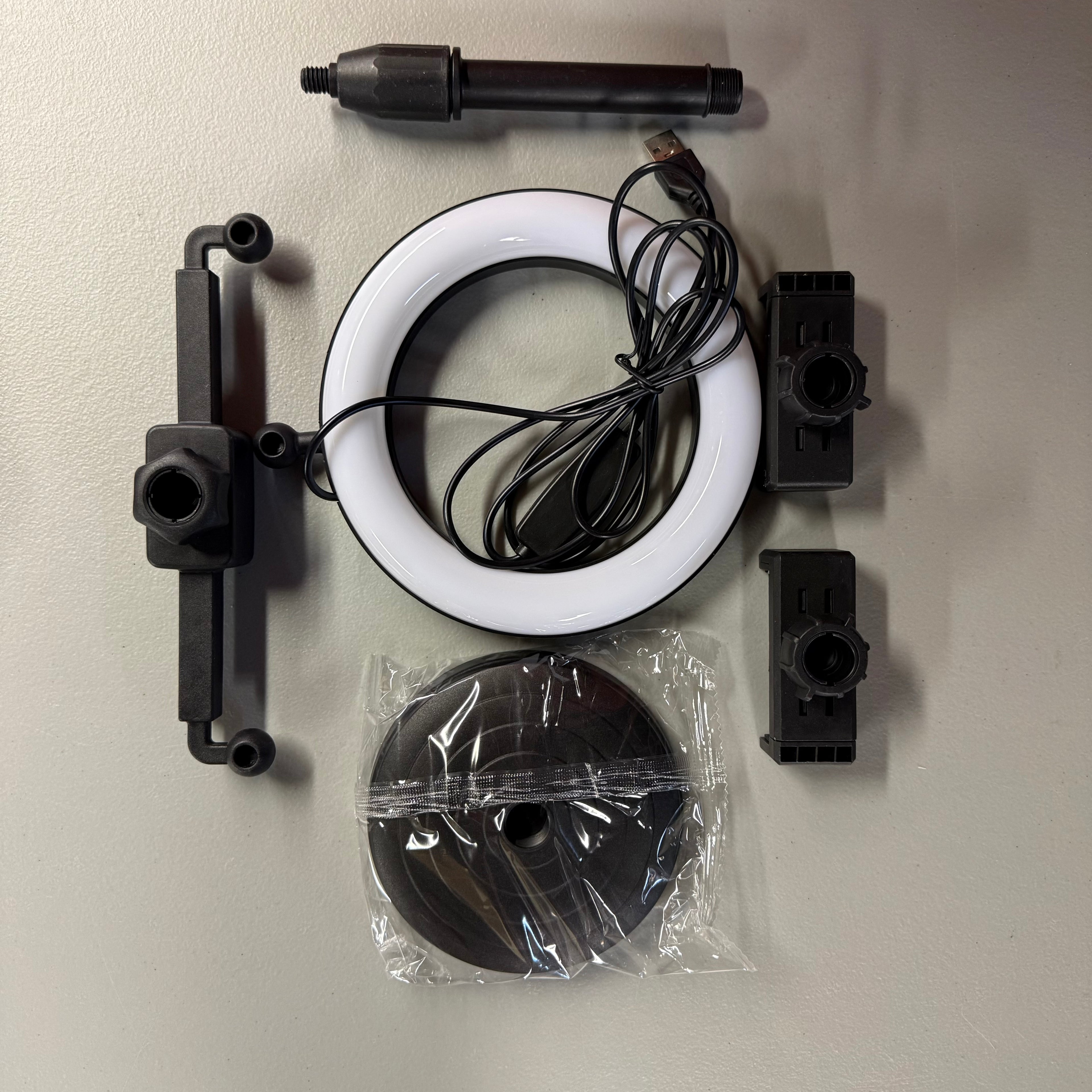 Live Ring Light with Phone Holder & Desktop Stand (Open Box Like New)
