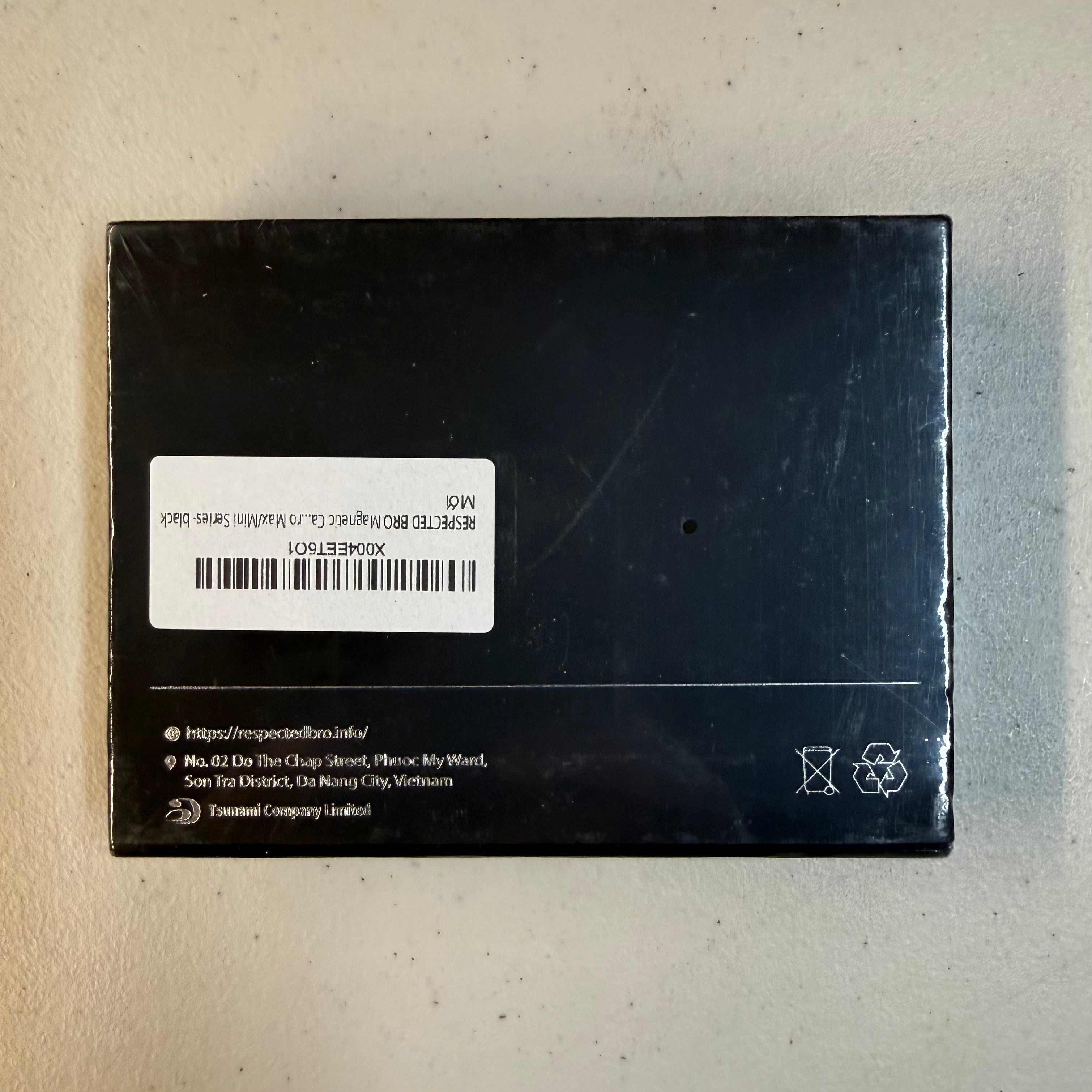 Respected Bro Magnetic Wallet - Black Minimalist RFID Blocking Wallet