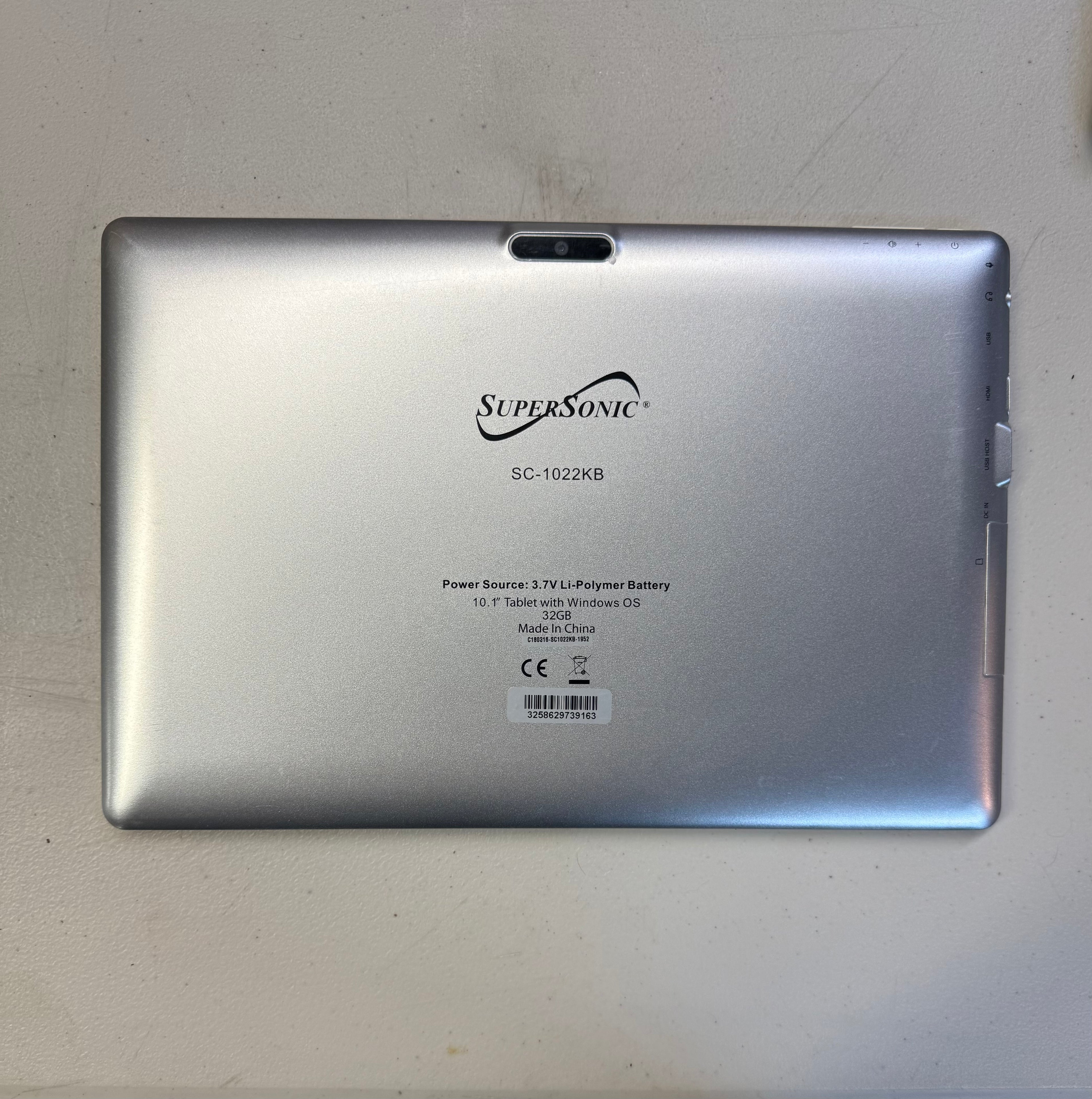 SuperSonic SC-1022KB 10.1" Windows Tablet with Keyboard - 32GB (Used - Good Condition)