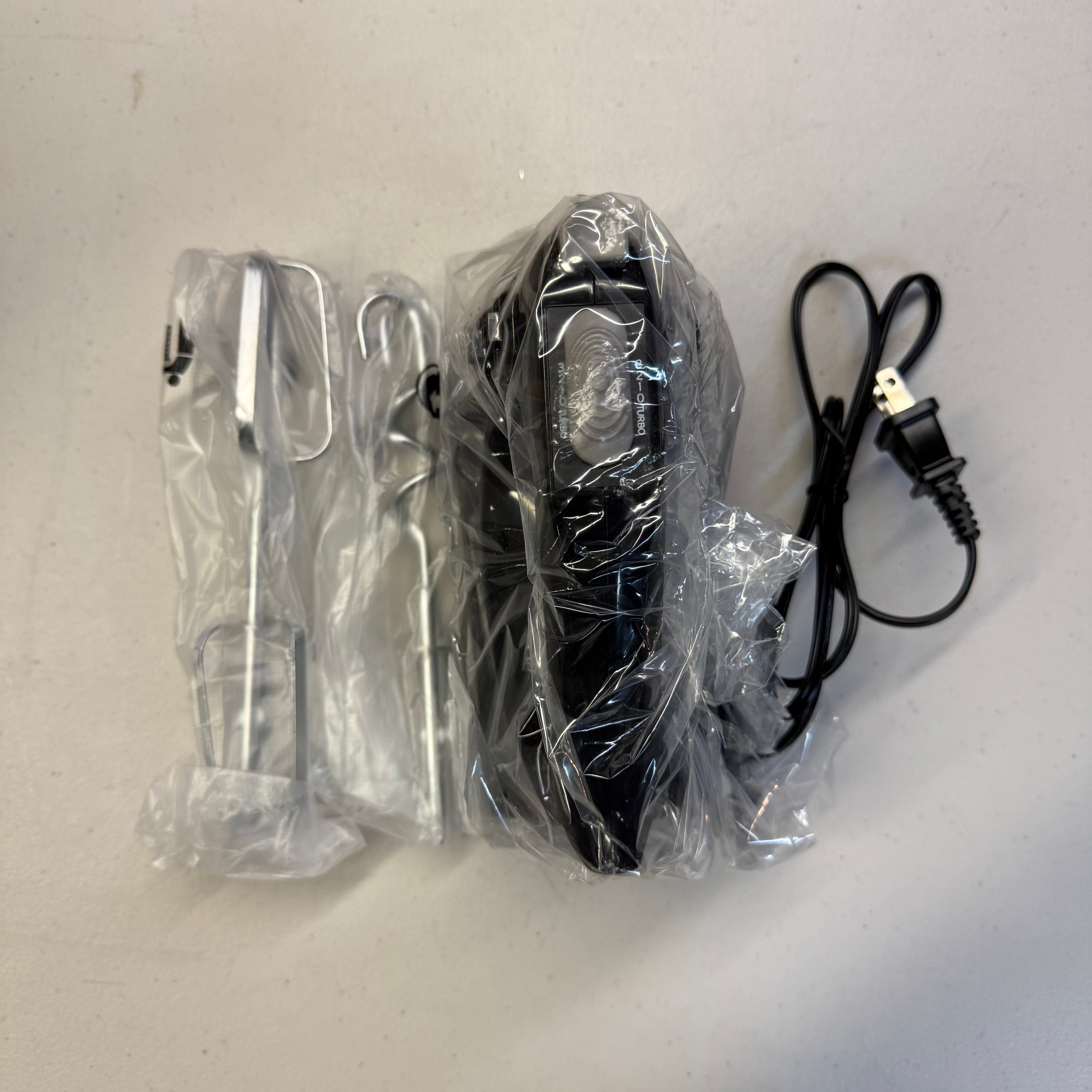 MOSAIC Electric Hand Mixer - 200W with Beaters & Hooks (Open Box - Like New, Box Damaged)