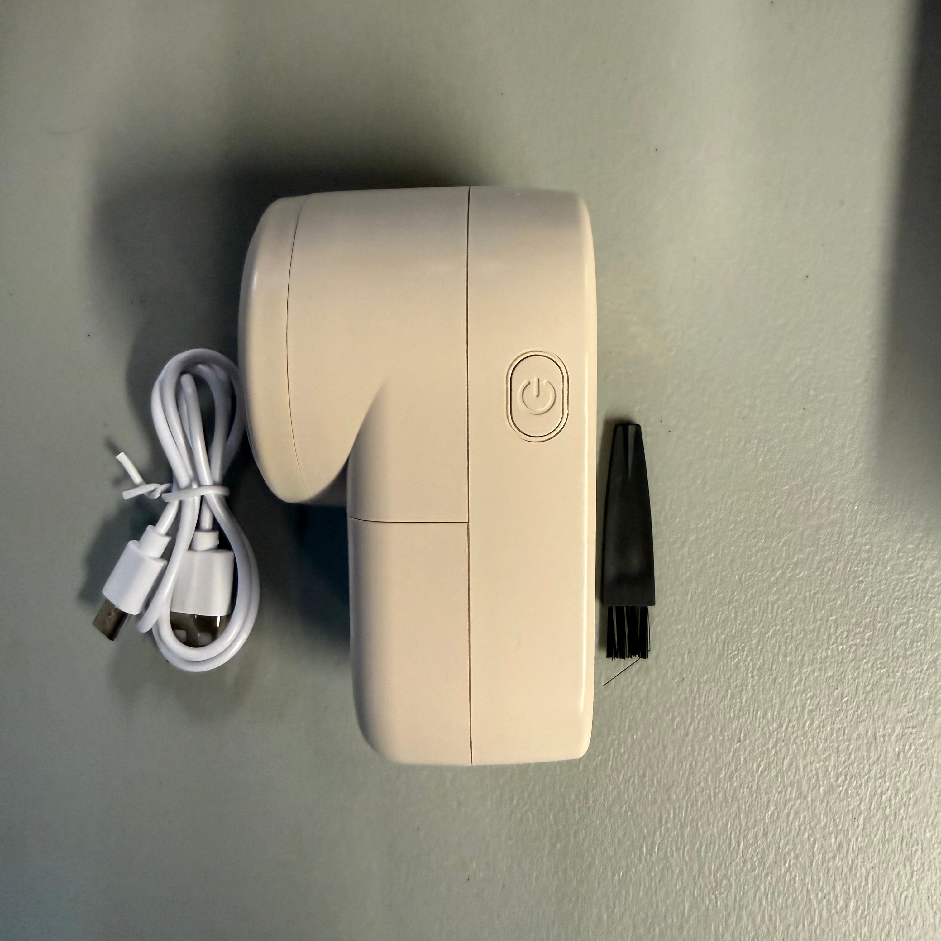 Lint Remover MQ-4 - Electric Fabric Shaver (Open Box, Like New)