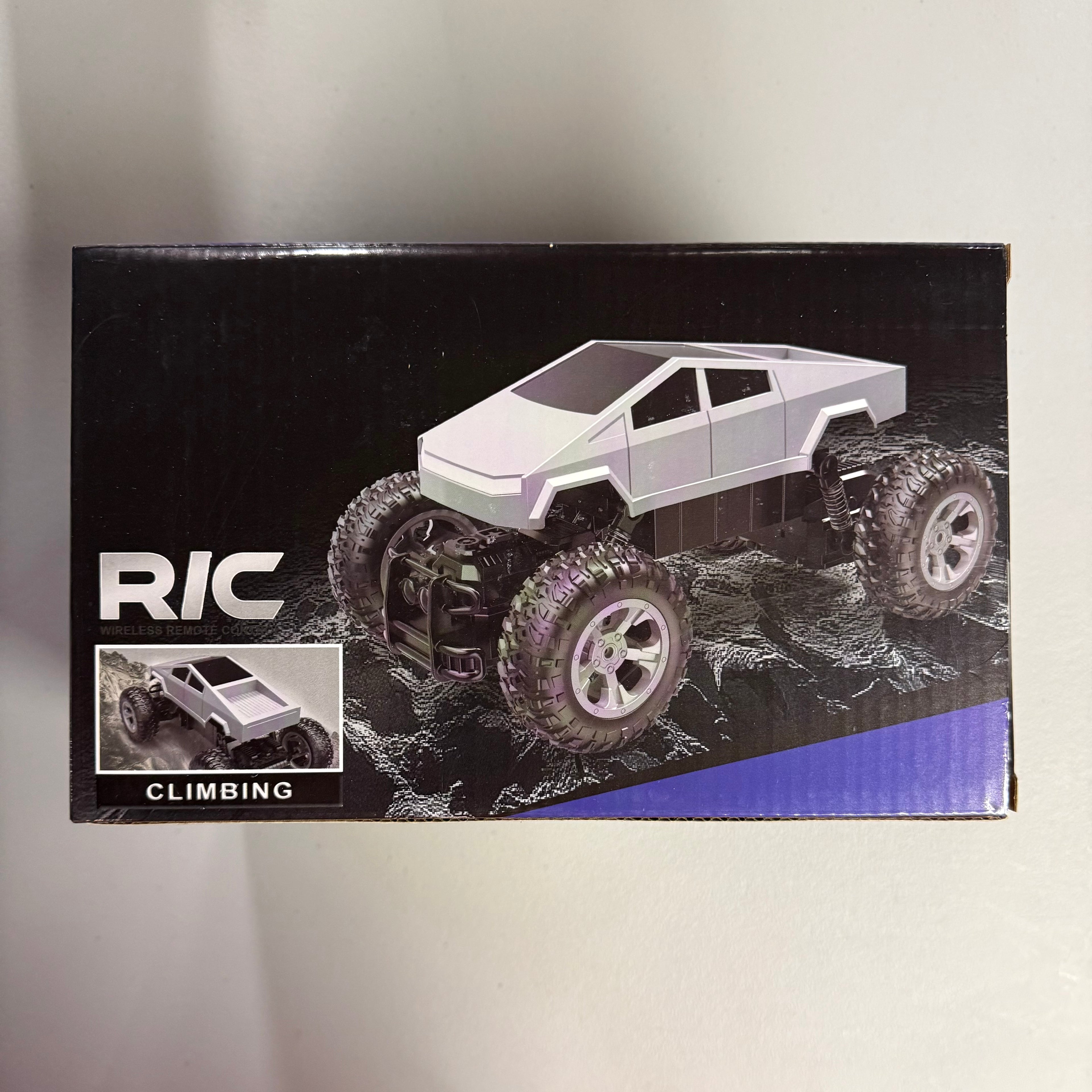 R/C Climbing Monster Truck - 2.4G Wireless Remote Control (New in Box)