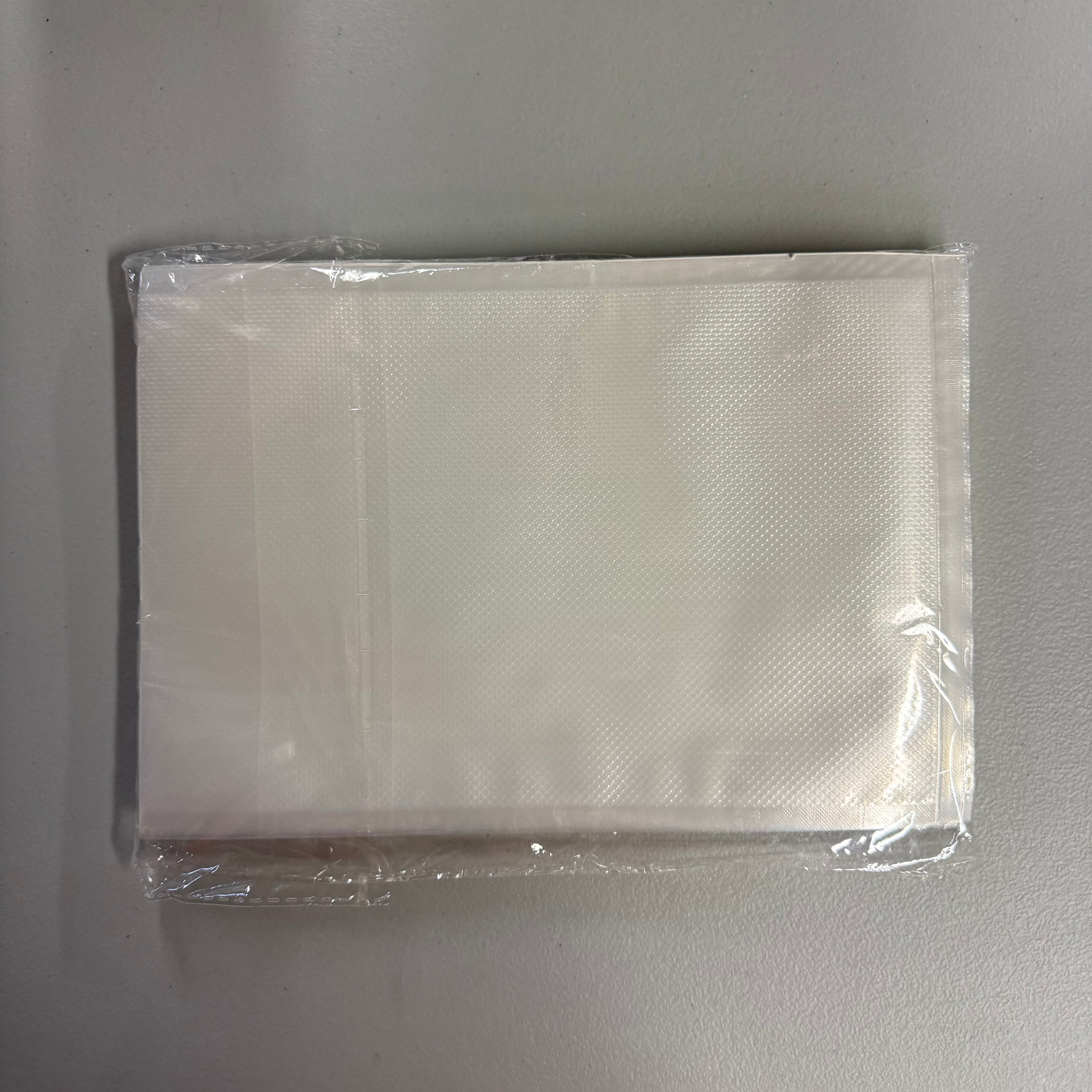 Vacuum Sealer YQ-688 - Home Automatic Packing Machine with Bags (Open Box, Like New)
