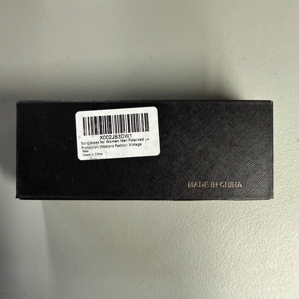 WEARPRO Polarized Sunglasses - Vintage Fashion UV Protection - Open Box Like New